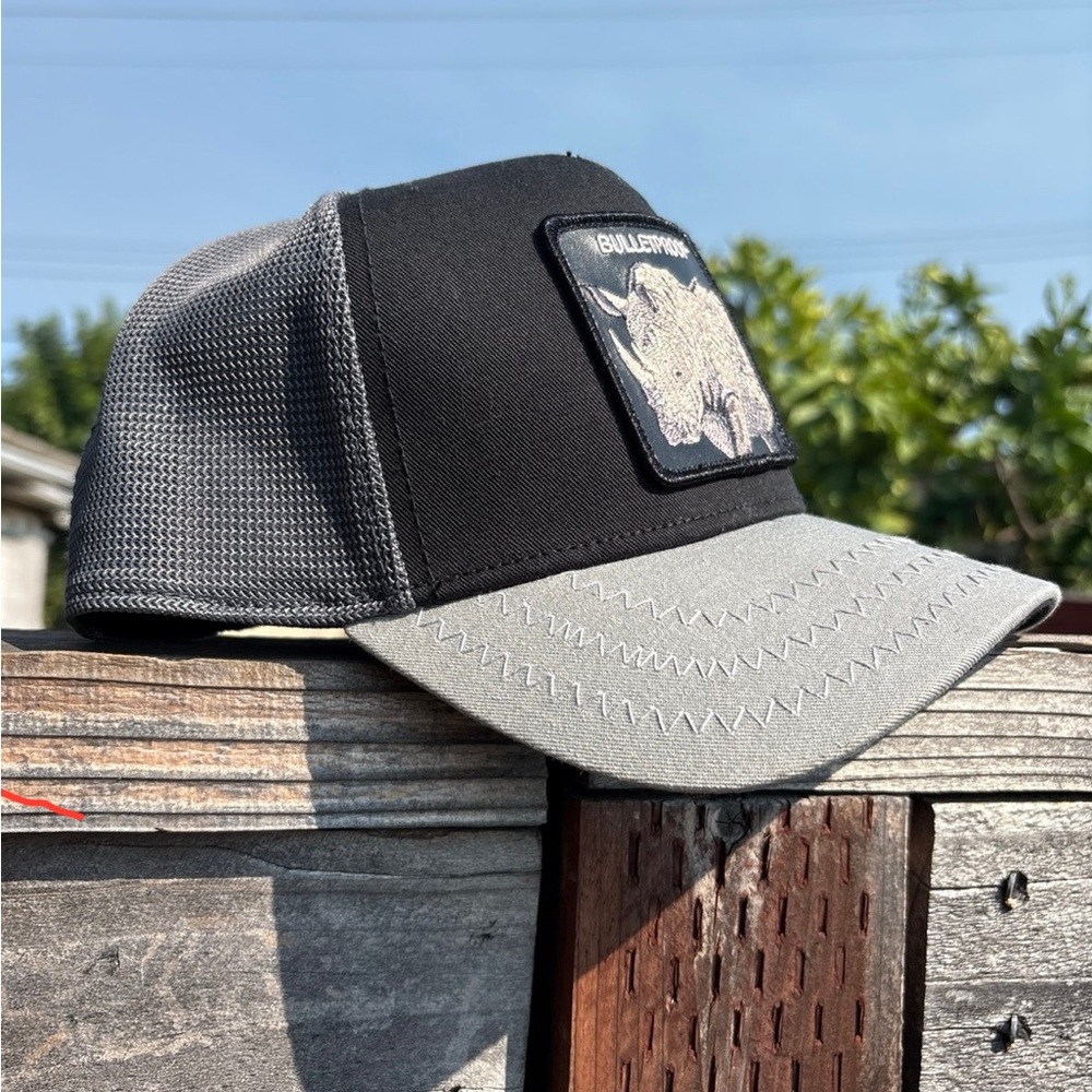 Goorin Brothers Bulletproof Black & Grey Trucker Hat - Picture 6 of 13